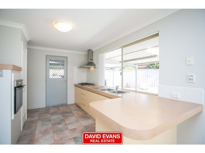 35 Mint Circuit, Banksia Grove WA 6031