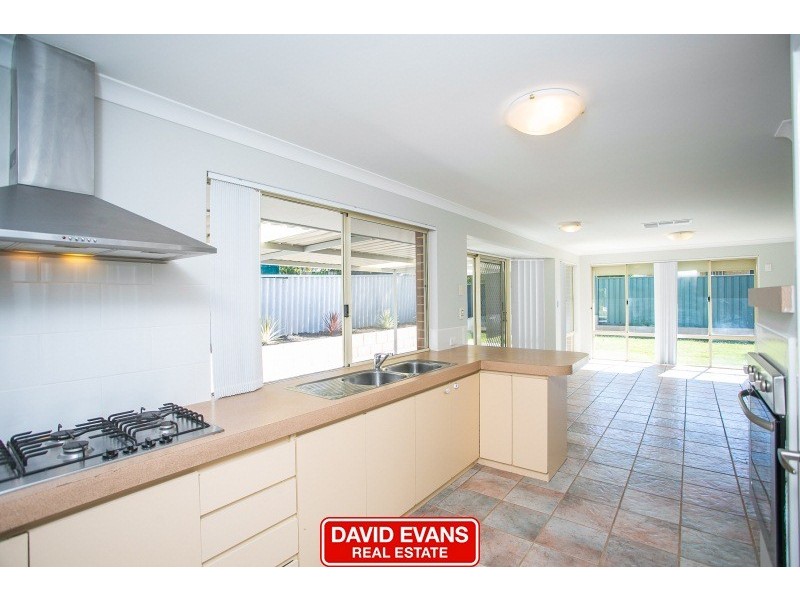 35 Mint Circuit, Banksia Grove WA 6031