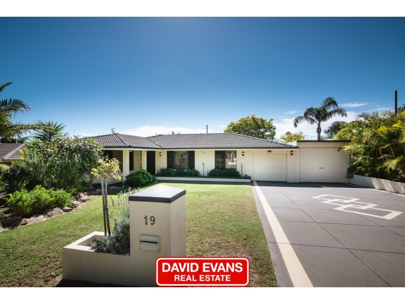 19 Mudalla Place, Wanneroo WA 6065