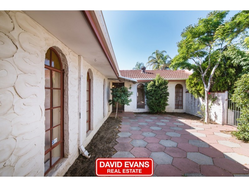 56 Maradu Crescent, Wanneroo WA 6065