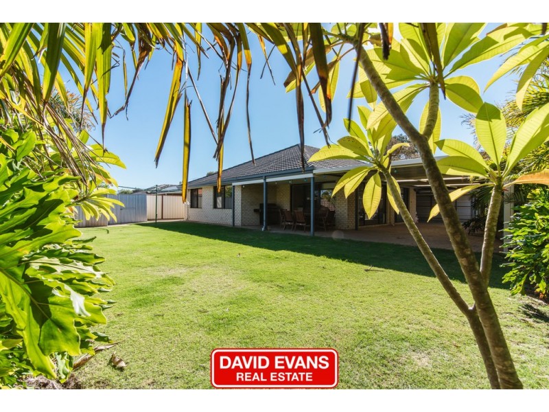 20 St Stephens Crescent, Tapping WA 6065