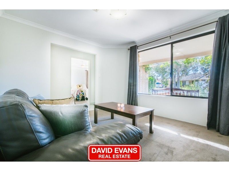 20 St Stephens Crescent, Tapping WA 6065