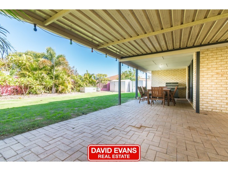 20 St Stephens Crescent, Tapping WA 6065