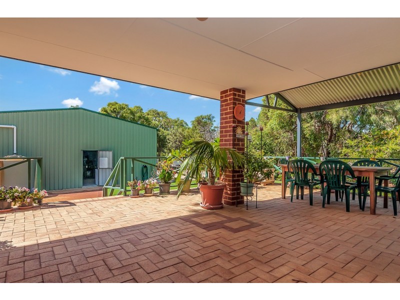 10 Harbour Elbow, Banksia Grove WA 6031