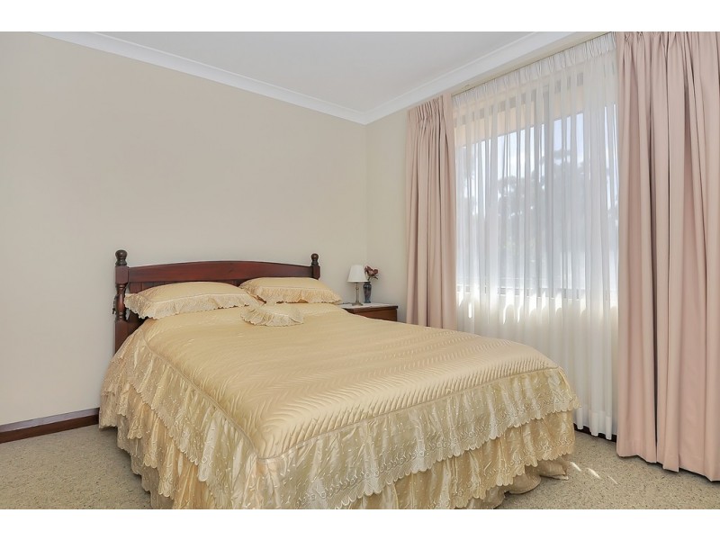 10 Harbour Elbow, Banksia Grove WA 6031