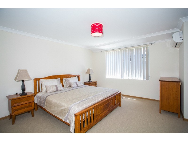 49 Teasel Way, Banksia Grove WA 6031