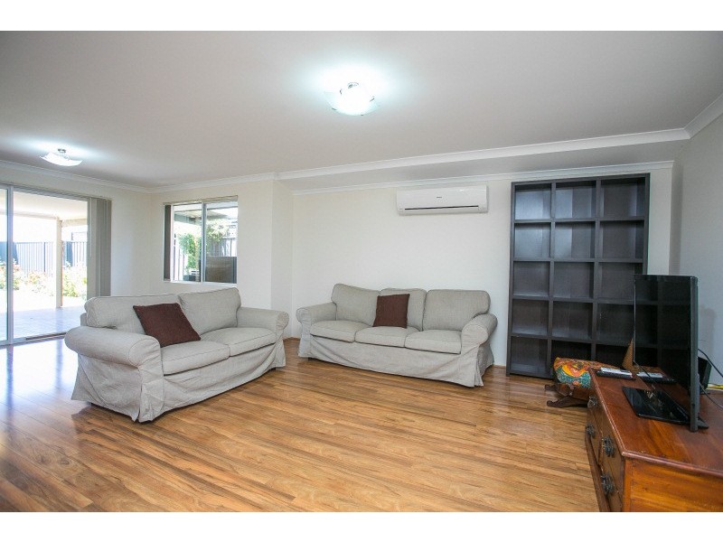 49 Teasel Way, Banksia Grove WA 6031