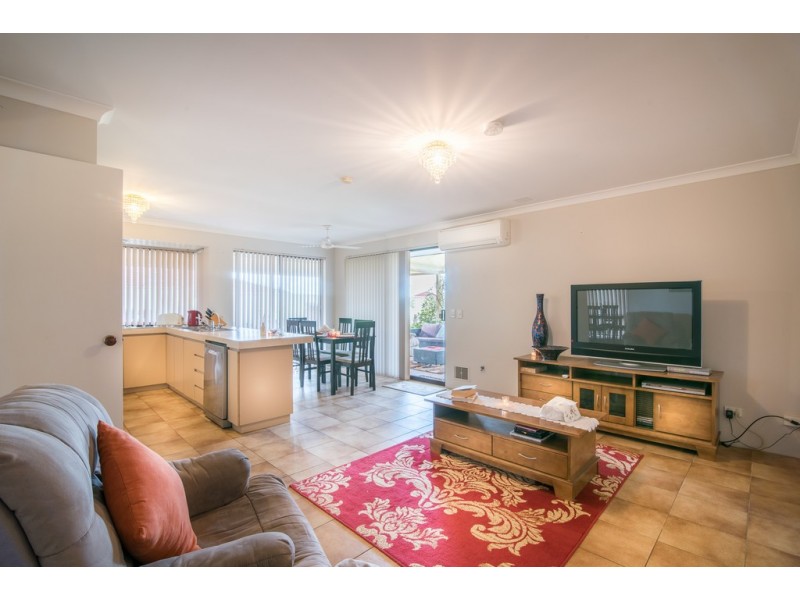 14 Scott Road, Wanneroo WA 6065