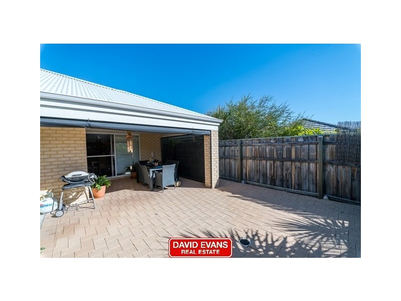 24 Spinifex Loop, Yanchep WA 6035