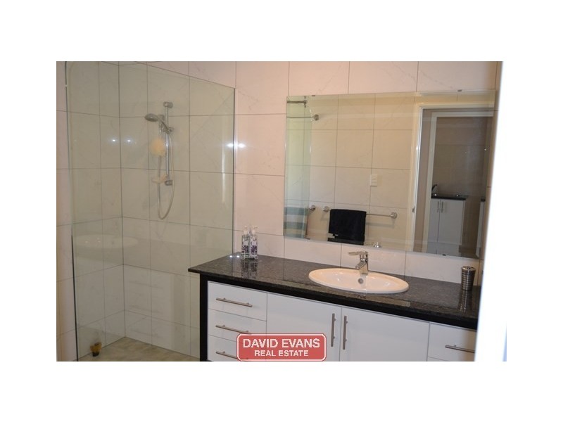 292 Sovereign Hill Drive, Gabbadah WA 6041