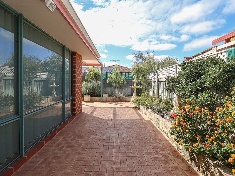 34 Rothesay Heights, Mindarie WA 6030