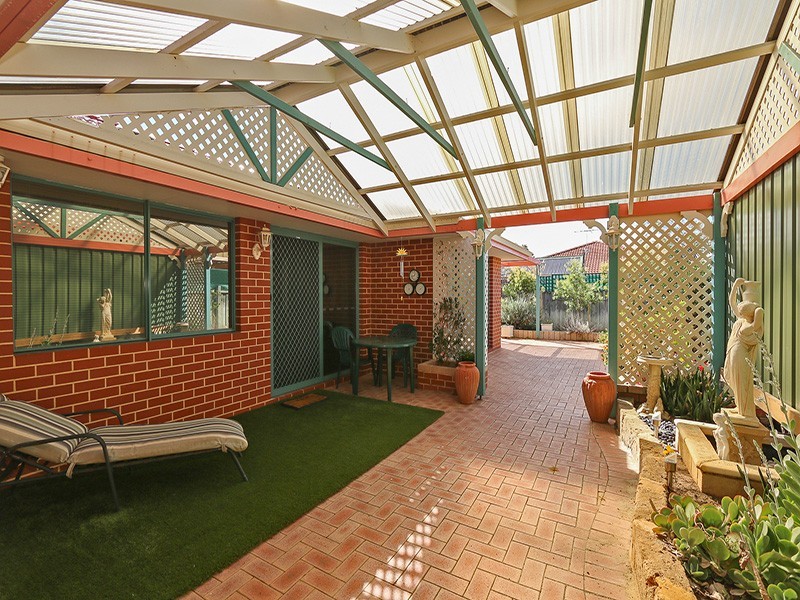 34 Rothesay Heights, Mindarie WA 6030