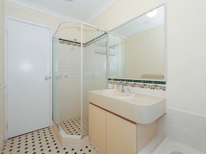 34 Rothesay Heights, Mindarie WA 6030