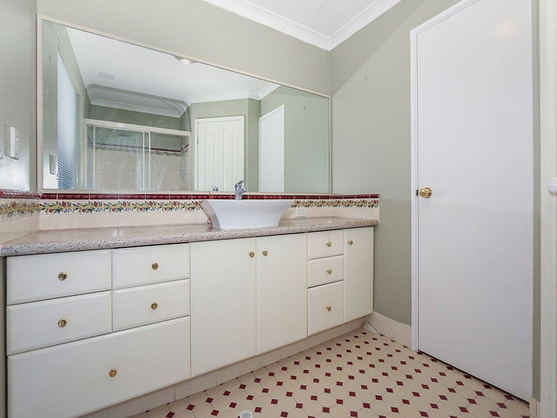 34 Rothesay Heights, Mindarie WA 6030