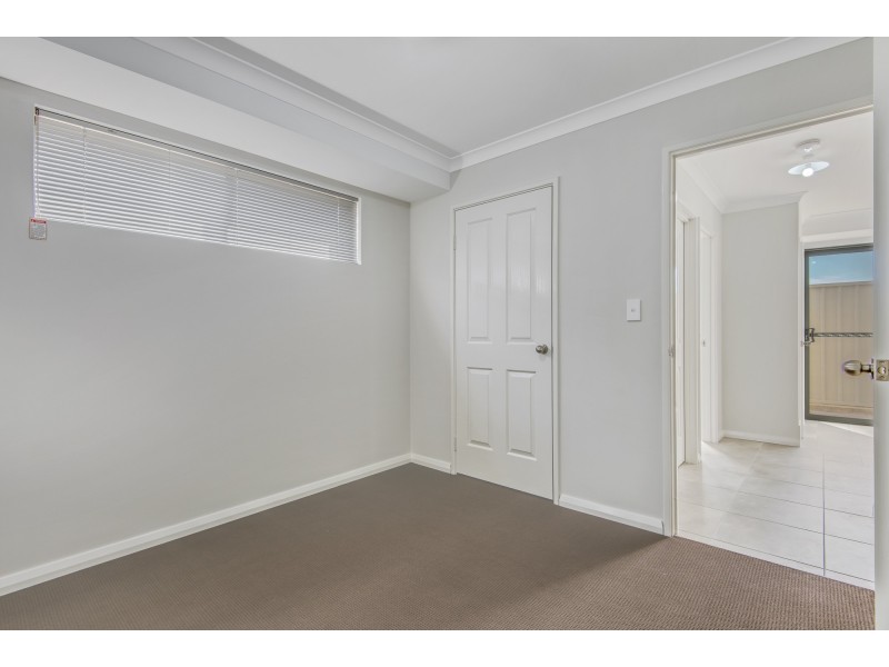 2/134 Vignerons Loop, Hocking WA 6065