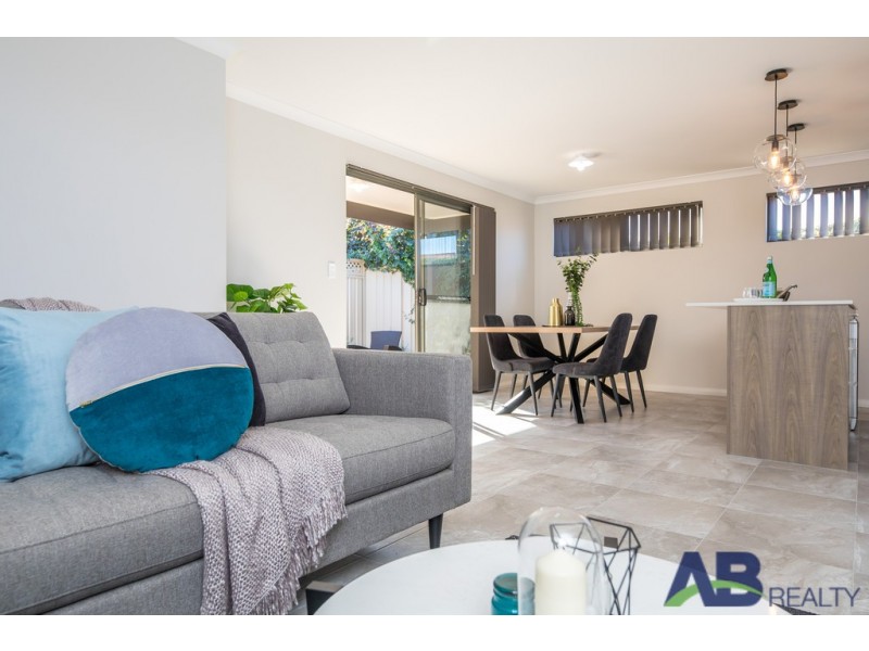 3/134 Vignerons Loop, Hocking WA 6065