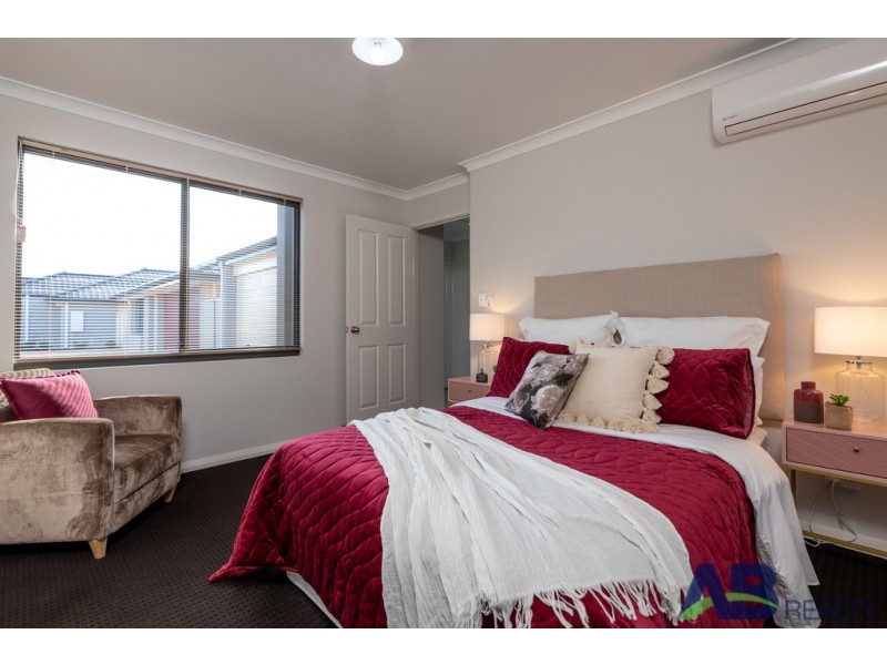 3/134 Vignerons Loop, Hocking WA 6065