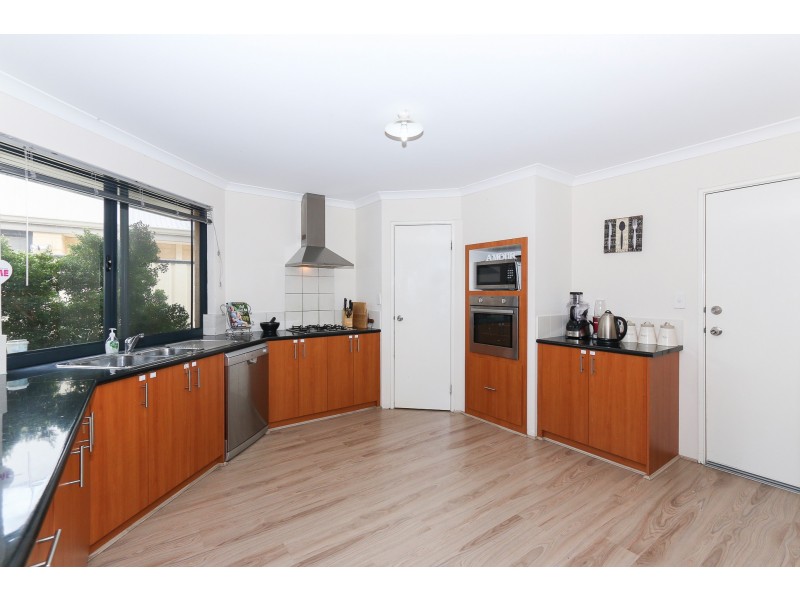 128 Liberty Drive, Clarkson WA 6030