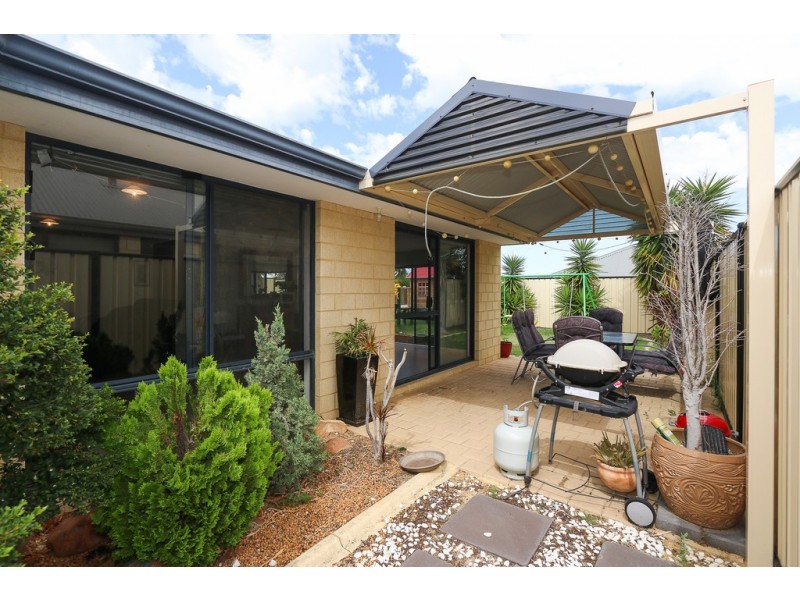 128 Liberty Drive, Clarkson WA 6030