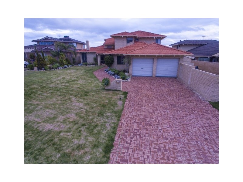 10 Rainbow View, Ocean Reef WA 6027