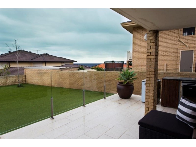 10 Rainbow View, Ocean Reef WA 6027