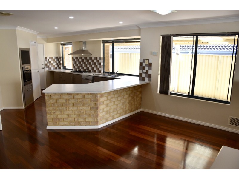 29 Waldburg Drive, Tapping WA 6065