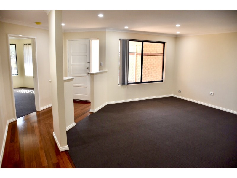 29 Waldburg Drive, Tapping WA 6065