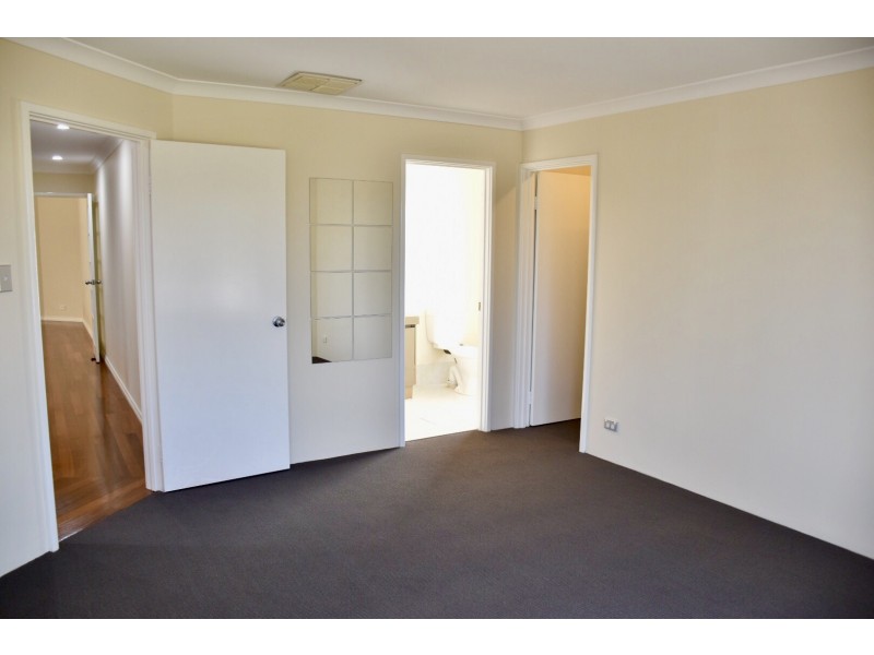 29 Waldburg Drive, Tapping WA 6065