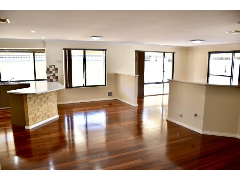 29 Waldburg Drive, Tapping WA 6065