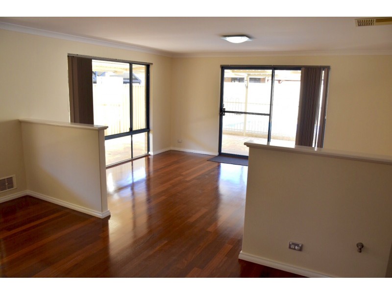 29 Waldburg Drive, Tapping WA 6065