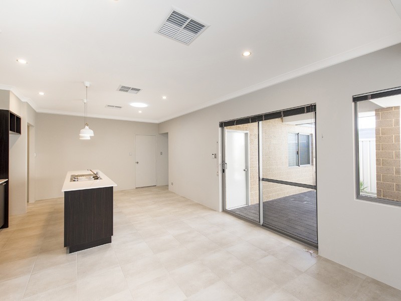 58B Redcliffe Avenue, Balga WA 6061