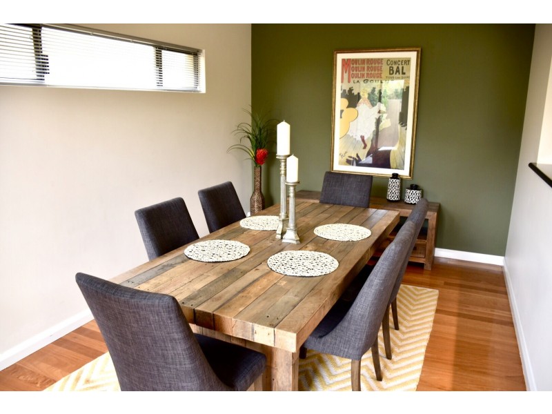 1 Wilmot Bend, Madeley WA 6065