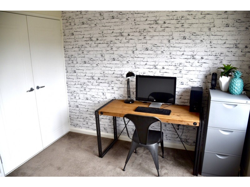 1 Wilmot Bend, Madeley WA 6065