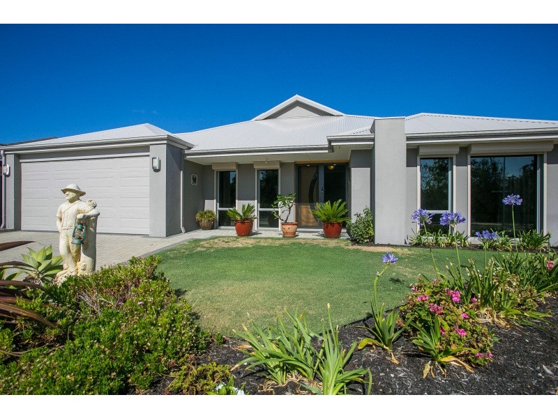 14 Salwood Loop, Banksia Grove WA 6031