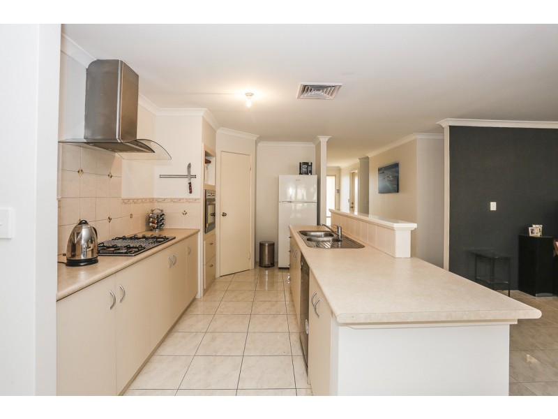 44 Lithgow Drive, Clarkson WA 6030