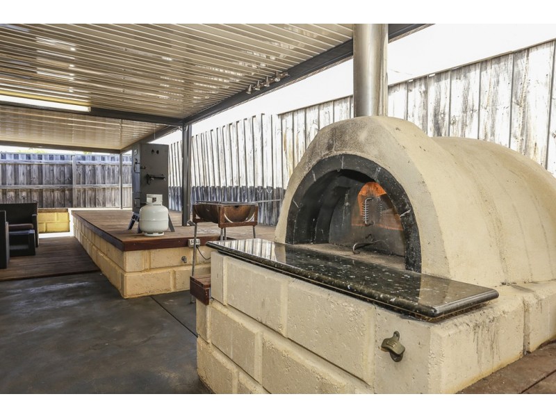 44 Lithgow Drive, Clarkson WA 6030