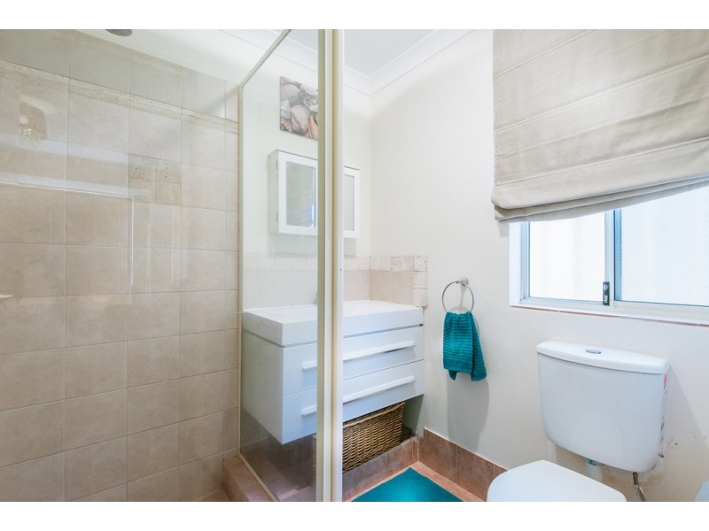 11 Grasmere Fairway, Tapping WA 6065