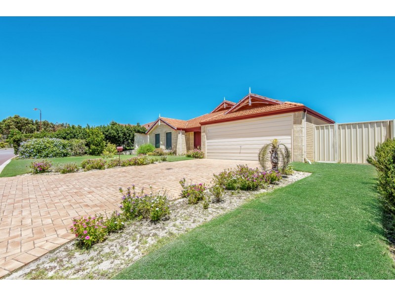 24 Terrigal Pass, Tapping WA 6065