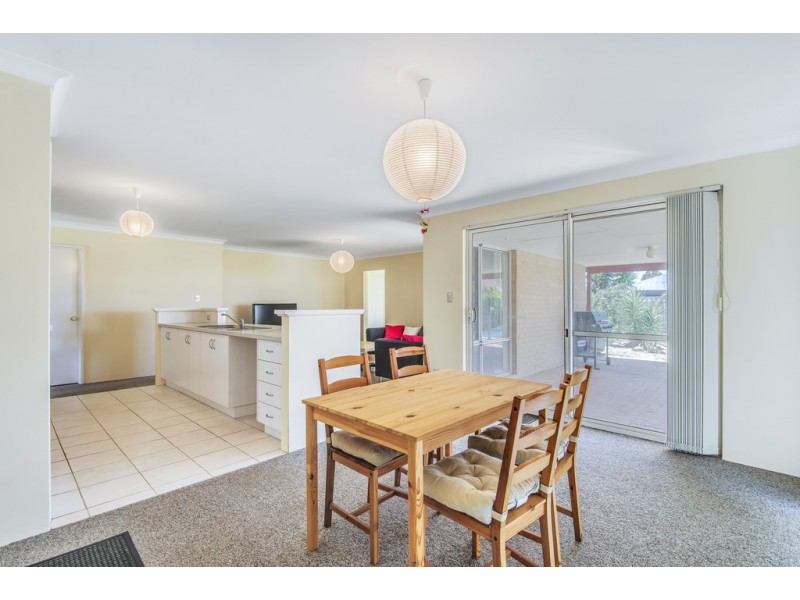 24 Terrigal Pass, Tapping WA 6065