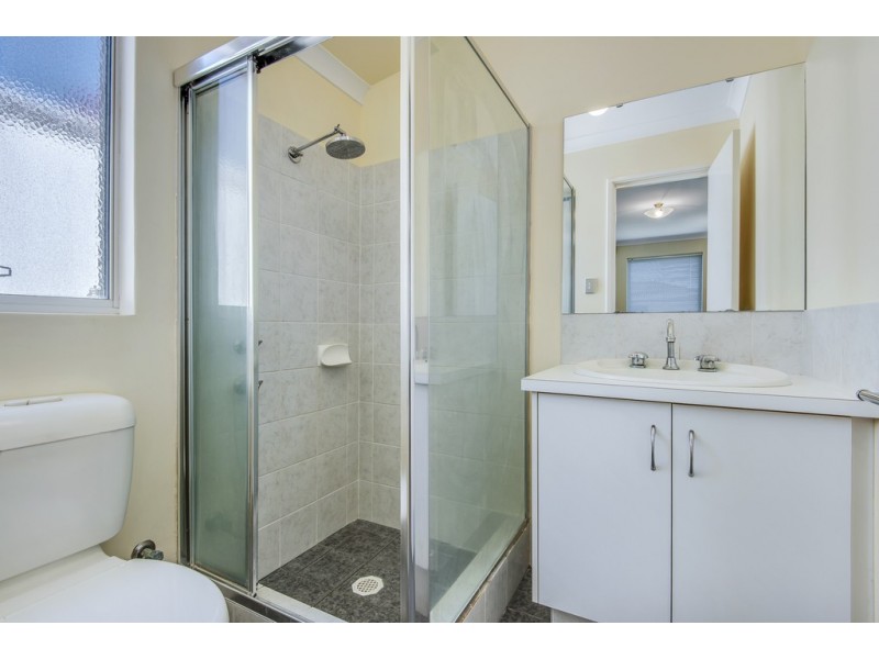 24 Terrigal Pass, Tapping WA 6065