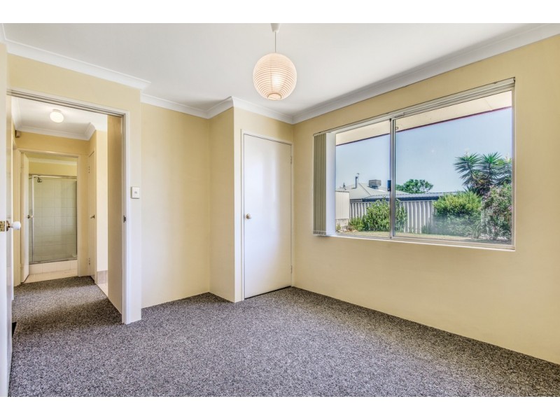 24 Terrigal Pass, Tapping WA 6065