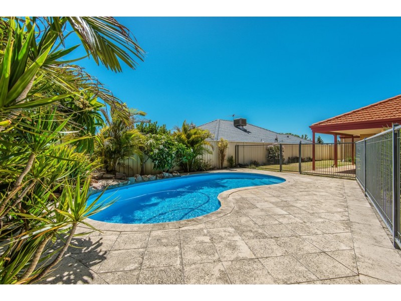 24 Terrigal Pass, Tapping WA 6065