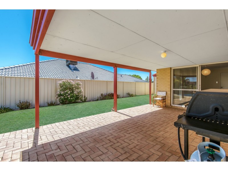 24 Terrigal Pass, Tapping WA 6065