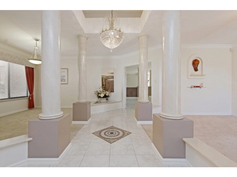 23 Mossfiel Retreat, Landsdale WA 6065