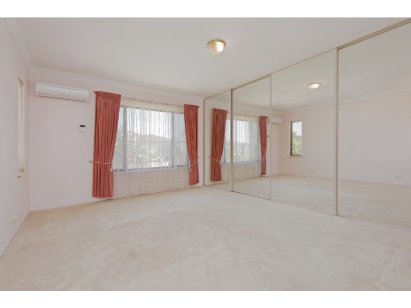 23 Mossfiel Retreat, Landsdale WA 6065