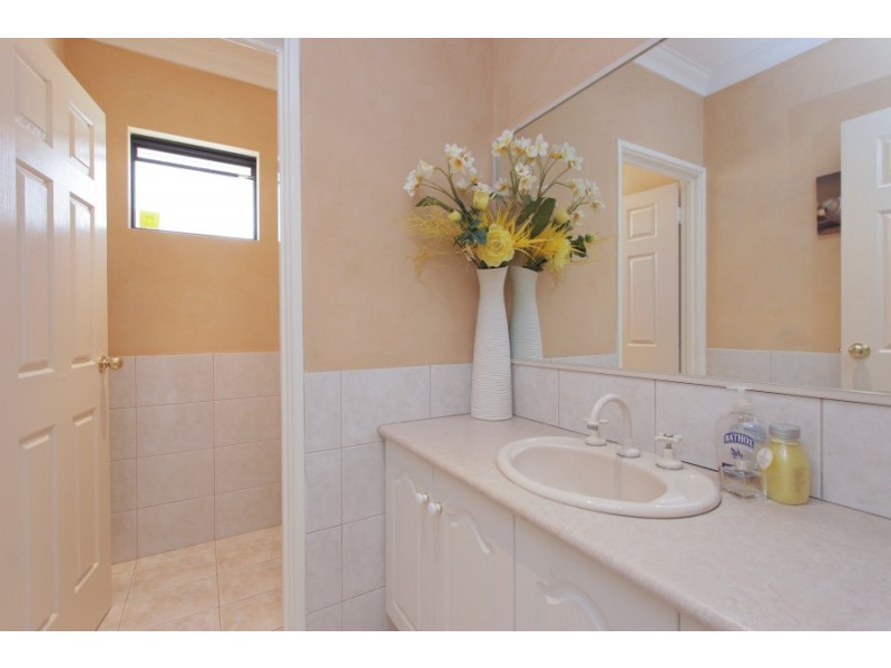 23 Mossfiel Retreat, Landsdale WA 6065