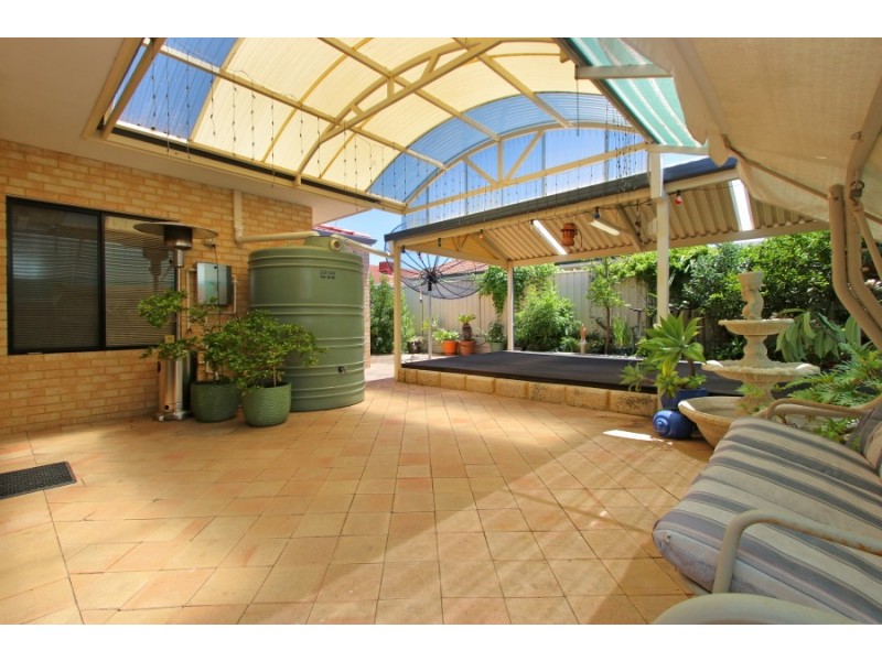 23 Mossfiel Retreat, Landsdale WA 6065