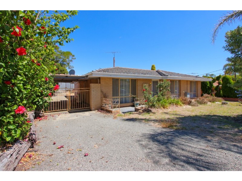 33 Greville Way, Girrawheen WA 6064