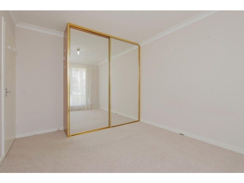 33 Greville Way, Girrawheen WA 6064