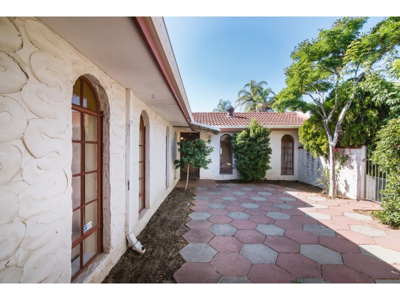 56 Maradu Crescent, Wanneroo WA 6065